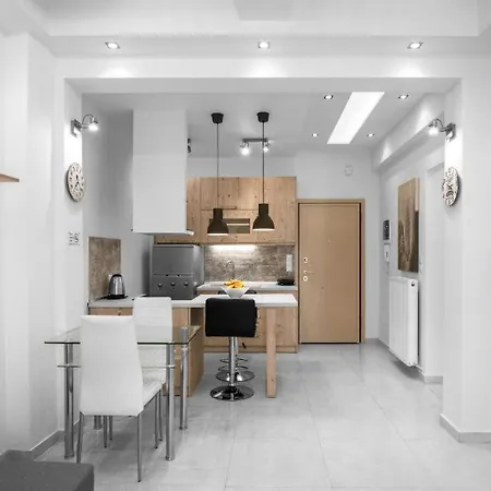 Sucasa, Nilie Hospitality Mgmt סלוניקי